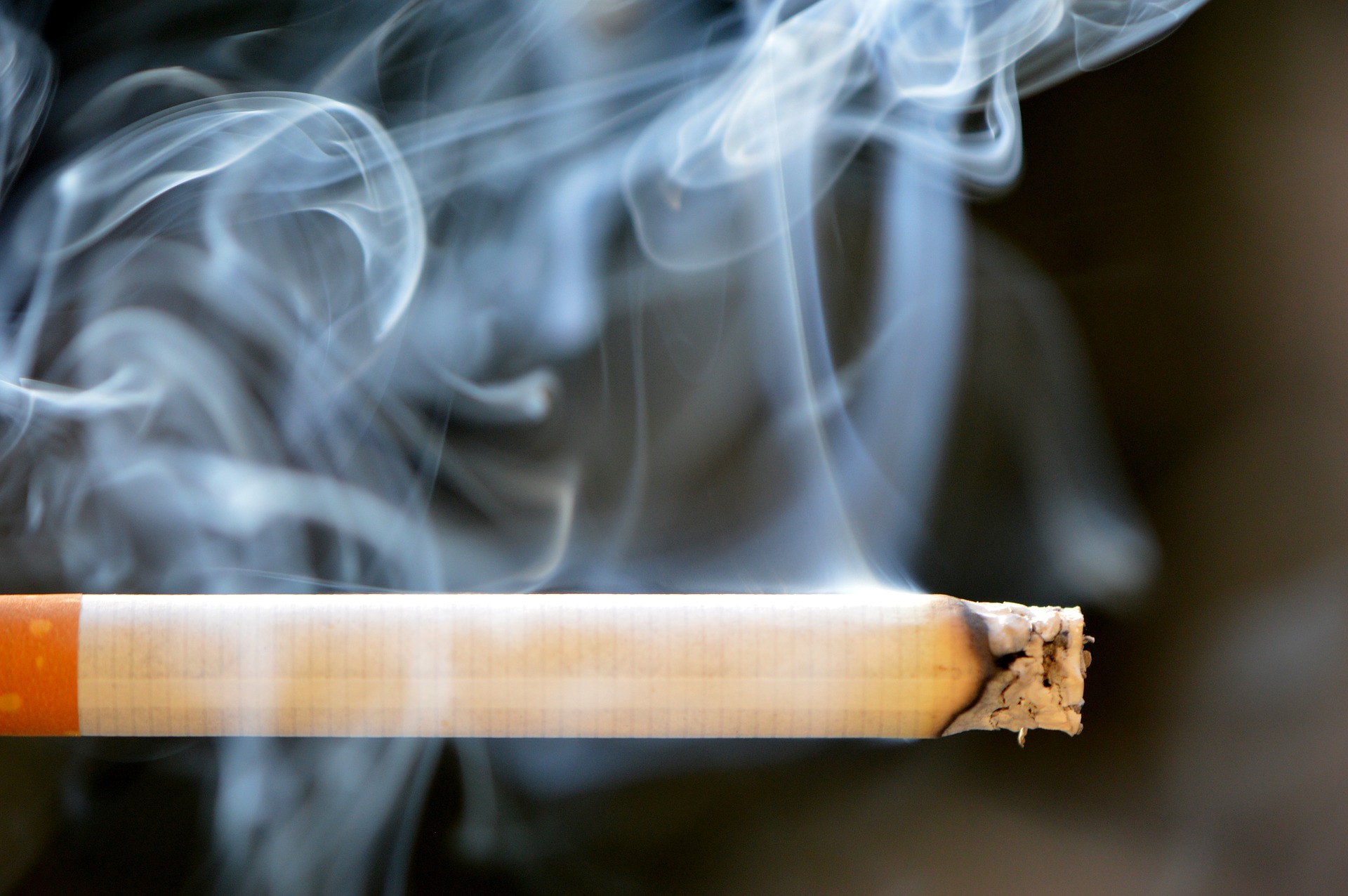 Cosa causa il fumo: tutto quello che c'è da sapere sui danni delle sigarette